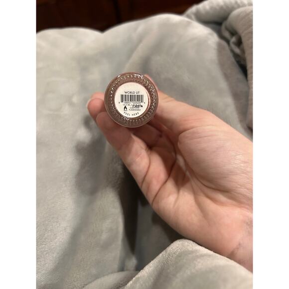 NWT Olive & June Nail Polish - Color: World Lit - Picture 3 of 4